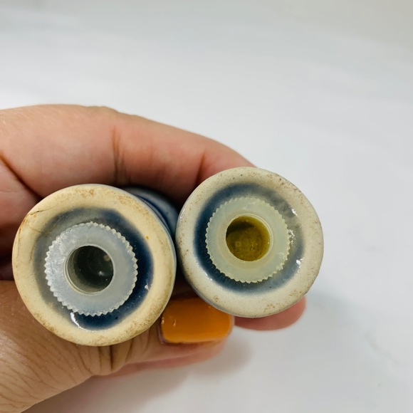 Set of 2 mini glazed pottery salt and pepper shakers with blue hearts un… - Picture 7 of 13